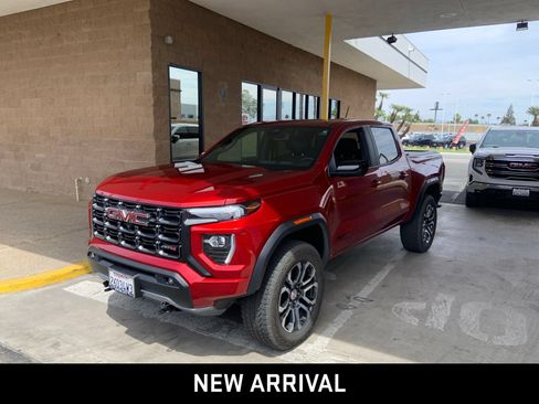 Certified 2023 GMC Canyon AT4 w/ AT4 Premium Package AWD/4WD image 1