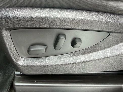 Used 2016 GMC Sierra 3500 SLE w/ SLE Preferred Package image 13