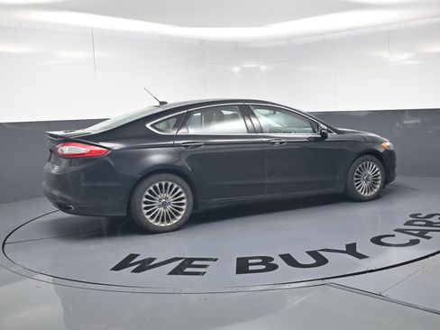 Used 2016 Ford Fusion Titanium FWD image 16