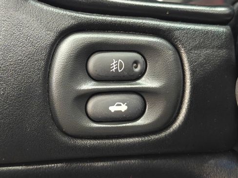 Used 2001 Chevrolet Corvette Convertible w/ Preferred Equipment Group2 image 14