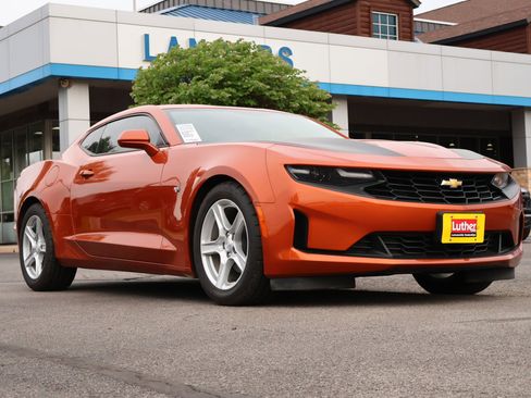 Used 2023 Chevrolet Camaro LT RWD image 1