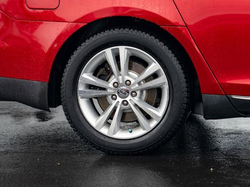 Used 2010 Lincoln MKS image 8