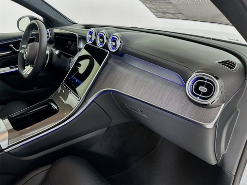 New 2026 Mercedes-Benz GLC 43 AMG 4MATIC Coupe image 32