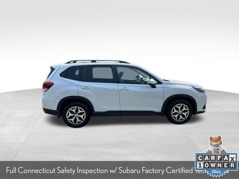 Certified 2023 Subaru Forester Premium AWD/4WD image 9