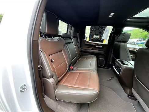 Used 2023 GMC Sierra 1500 Denali w/ Denali Reserve Package AWD/4WD image 23