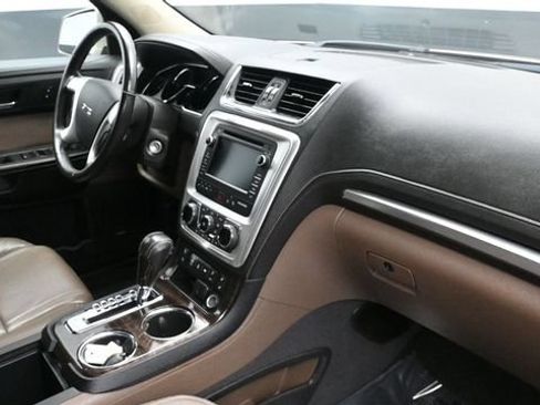 Used 2016 GMC Acadia SLT w/ Open Road Package AWD/4WD image 17