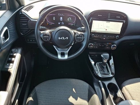 Certified 2023 Kia Soul EX FWD image 11