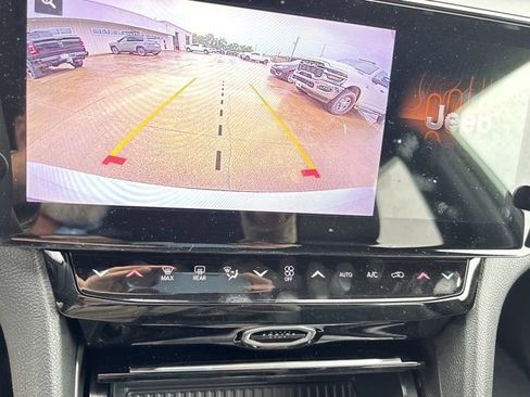 New 2026 Jeep Grand Cherokee L 4WD image 31
