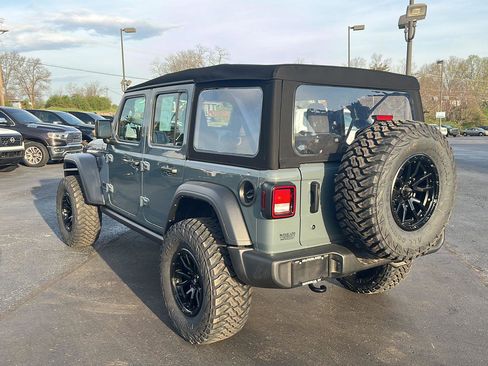 Used 2024 Jeep Wrangler Sport image 3
