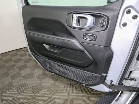 Used 2023 Jeep Wrangler Unlimited Sahara w/ Cold Weather Group image 36