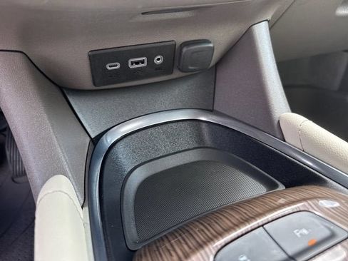 Used 2022 Chevrolet Malibu LT w/ Leather Package FWD image 20