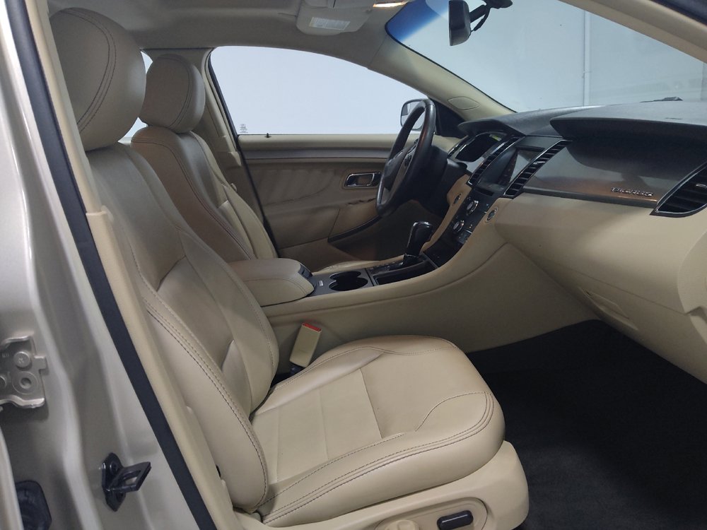 Used 2018 Ford Taurus SEL w/ Equipment Group 201A AWD/4WD image 21