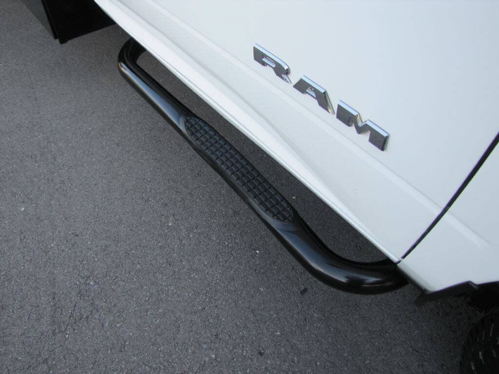 Used 2022 RAM 3500 Tradesman RWD image 21