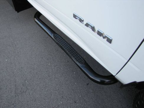 Used 2022 RAM 3500 Tradesman RWD image 21