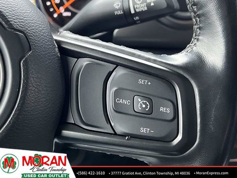 Used 2022 Jeep Gladiator Willys image 23