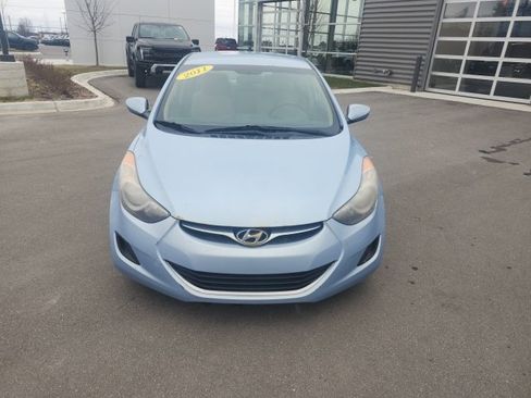 Used 2011 Hyundai Elantra GLS w/ Preferred Equipment Pkg 3 image 2