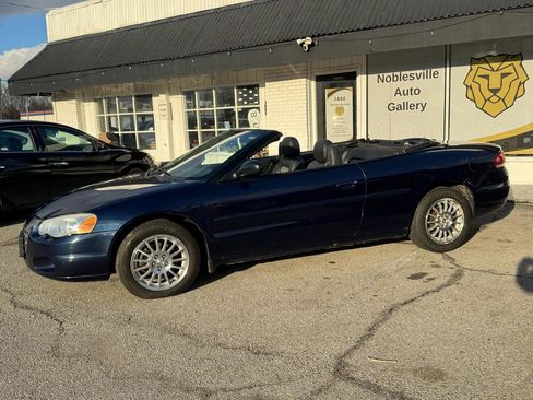 Used 2006 Chrysler Sebring Touring image 14