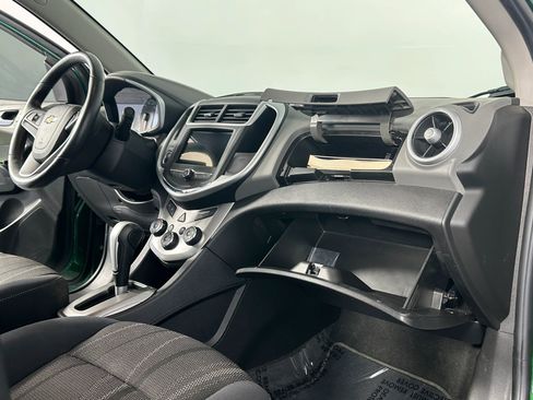 Used 2018 Chevrolet Sonic LT w/ Convenience Package image 37