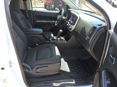 Used 2019 GMC Canyon SLE w/ Elevation Edition RWD image 19