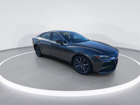 Used 2020 MAZDA MAZDA6 Grand Touring image 2