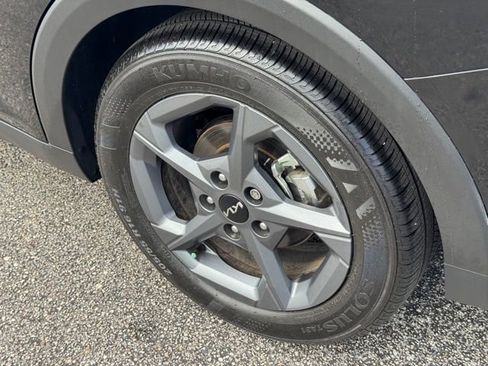 Certified 2025 Kia K4 FWD image 9
