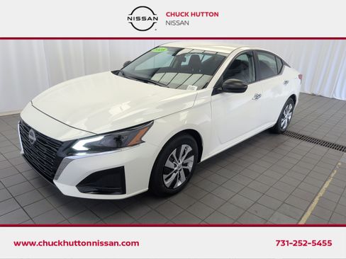 Used 2025 Nissan Altima 2.5 S FWD image 1