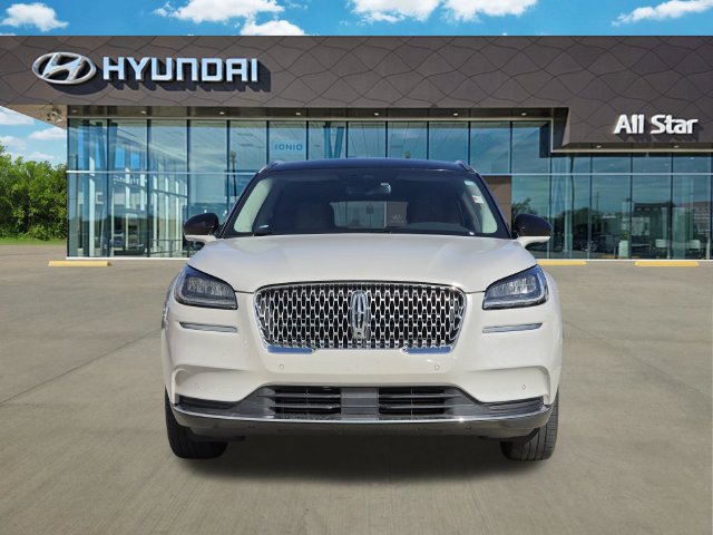 Used 2022 Lincoln Corsair FWD w/ Premium Package image 2