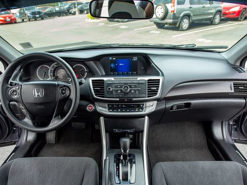 Used 2015 Honda Accord EX image 19