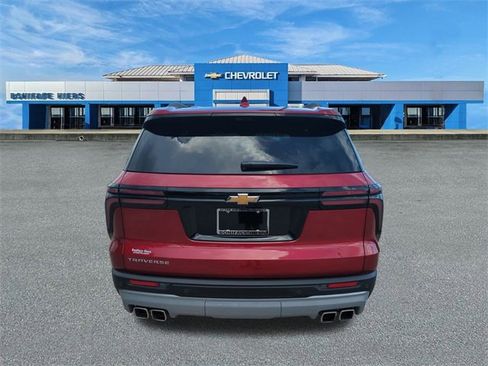 New 2026 Chevrolet Traverse LT w/ Driver Confidence Package image 5