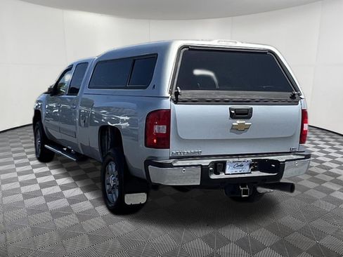 Used 2011 Chevrolet Silverado 3500 LTZ AWD/4WD image 4