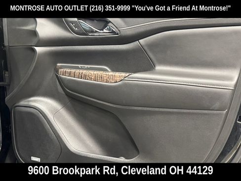 Used 2023 GMC Acadia Denali w/ Black Diamond Edition AWD/4WD image 52