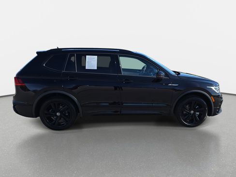 Used 2024 Volkswagen Tiguan SE R-Line image 4