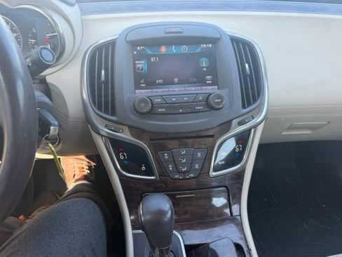 Used 2015 Buick LaCrosse FWD image 15