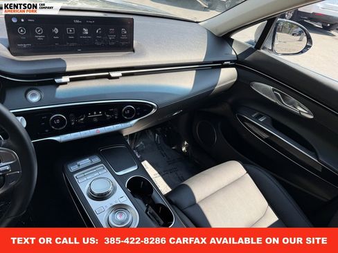 Used 2025 Genesis GV70 2.5T image 25