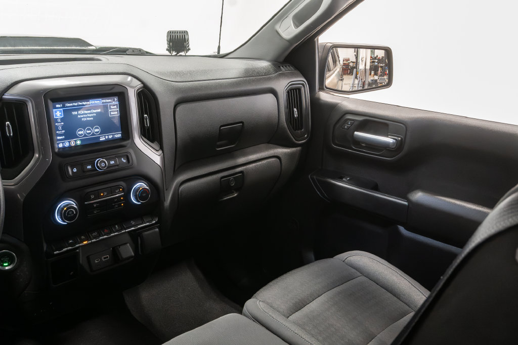 Used 2022 Chevrolet Silverado 1500 Custom Trail Boss AWD/4WD image 11