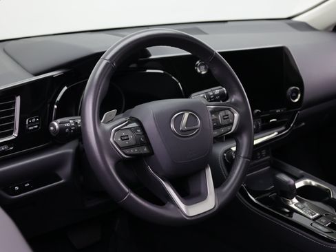 Used 2025 Lexus NX 250 FWD w/ Towing Package (2000 Lbs) image 11