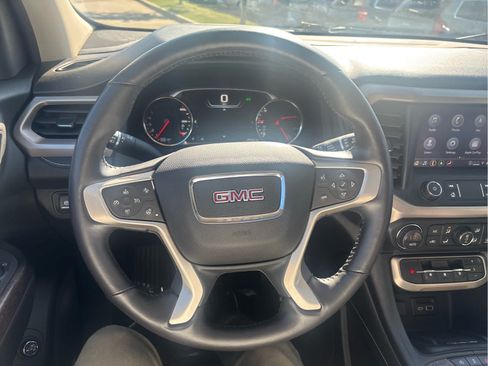 Used 2021 GMC Acadia Denali w/ Denali Ultimate Package AWD/4WD image 15