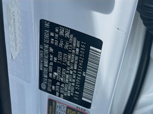 Used 2017 Kia Sorento SX FWD image 35