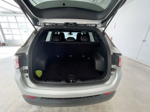 Used 2024 Jeep Compass Latitude AWD/4WD image 22