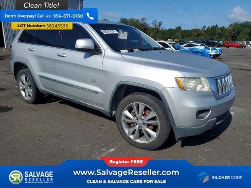 Used 2011 Jeep Grand Cherokee 70th Anniversary RWD image 5