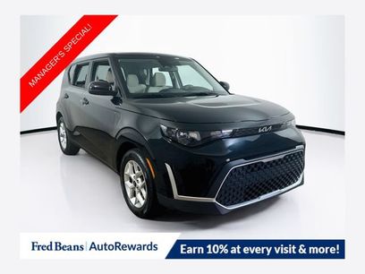 Used 2023 Kia Soul LX w/ LX Technology Package