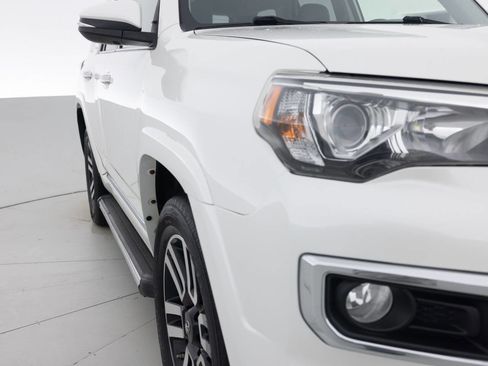 Used 2019 Toyota 4Runner 4WD image 11