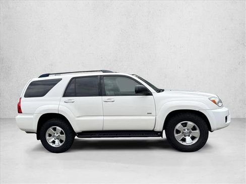 Used 2006 Toyota 4Runner SR5 RWD image 4
