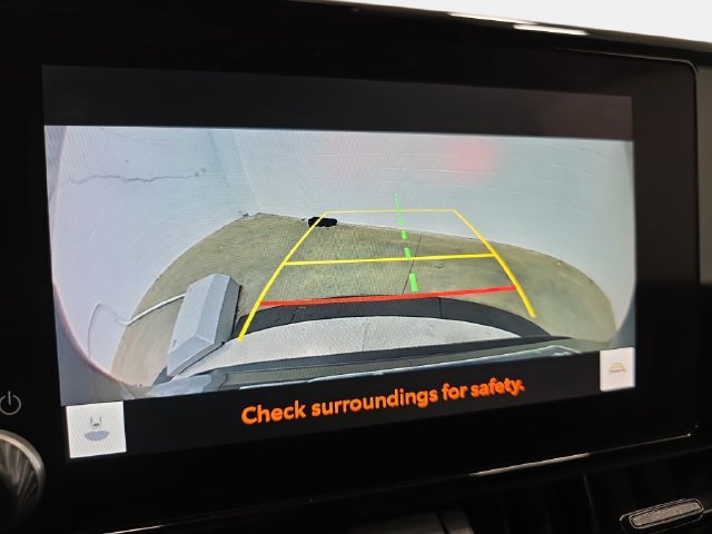 Certified 2023 Toyota RAV4 LE AWD/4WD image 20