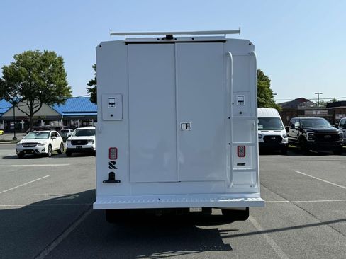 New 2025 Ford Transit 350 w/ Interior Upgrade Package image 3