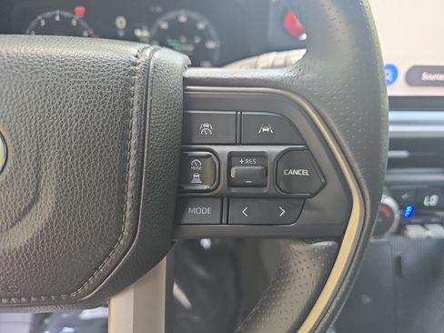 Used 2025 Toyota 4Runner TRD Off-Road Premium w/ Tow Technology Package AWD/4WD image 20