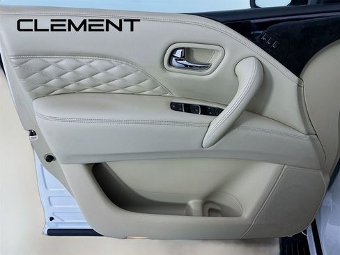 Used 2018 INFINITI QX80 Base w/ Deluxe Technology Package image 29