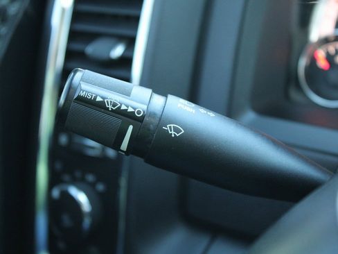 Used 2018 RAM 1500 Laramie w/ Convenience Group image 33