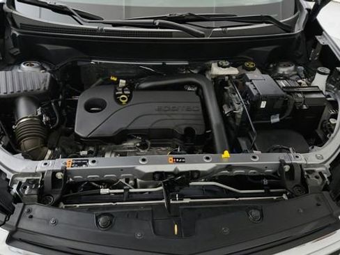 Used 2023 Chevrolet Equinox LT image 25