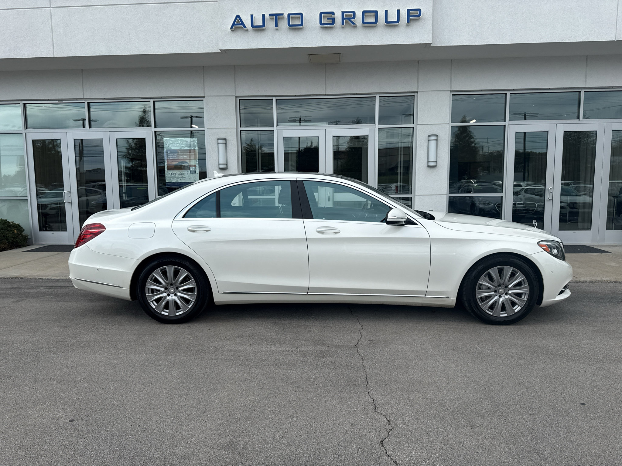 Used 2014 Mercedes-Benz S 550 Sedan image 2